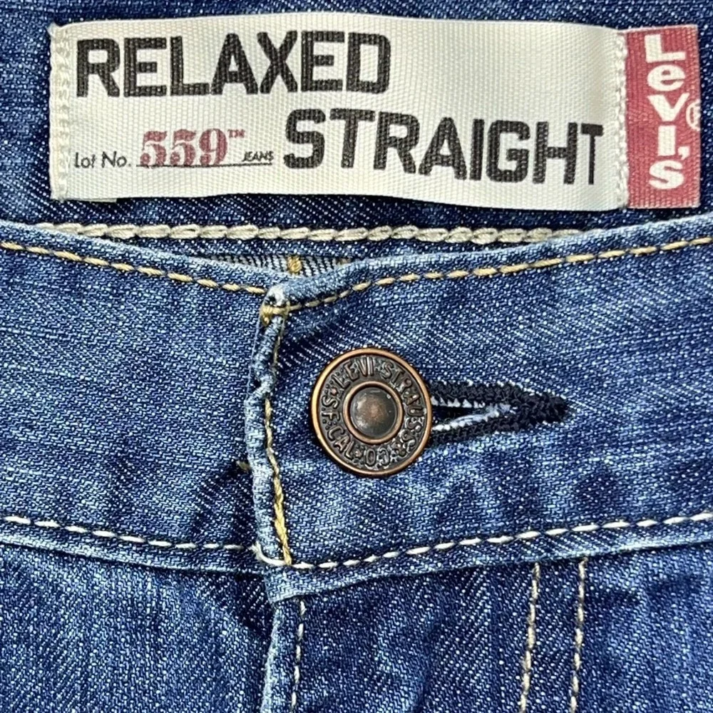 Levis 559 Jeans Mens 36x31 Blue Denim Distressed Relaxed Fit‎ Straight Leg Y2K